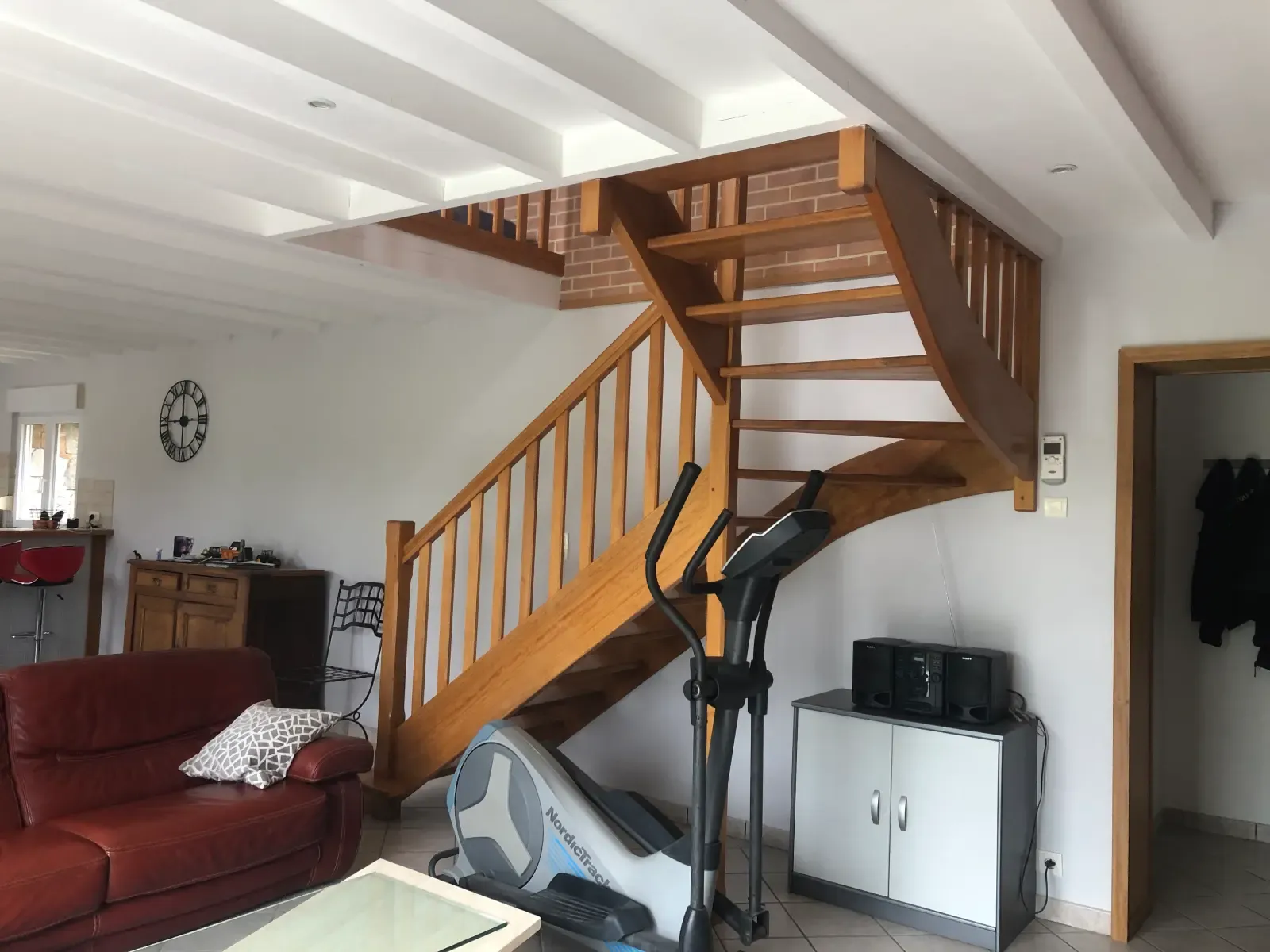 Révéler le potentiel d'une maison familiale à Quémpérven — 1